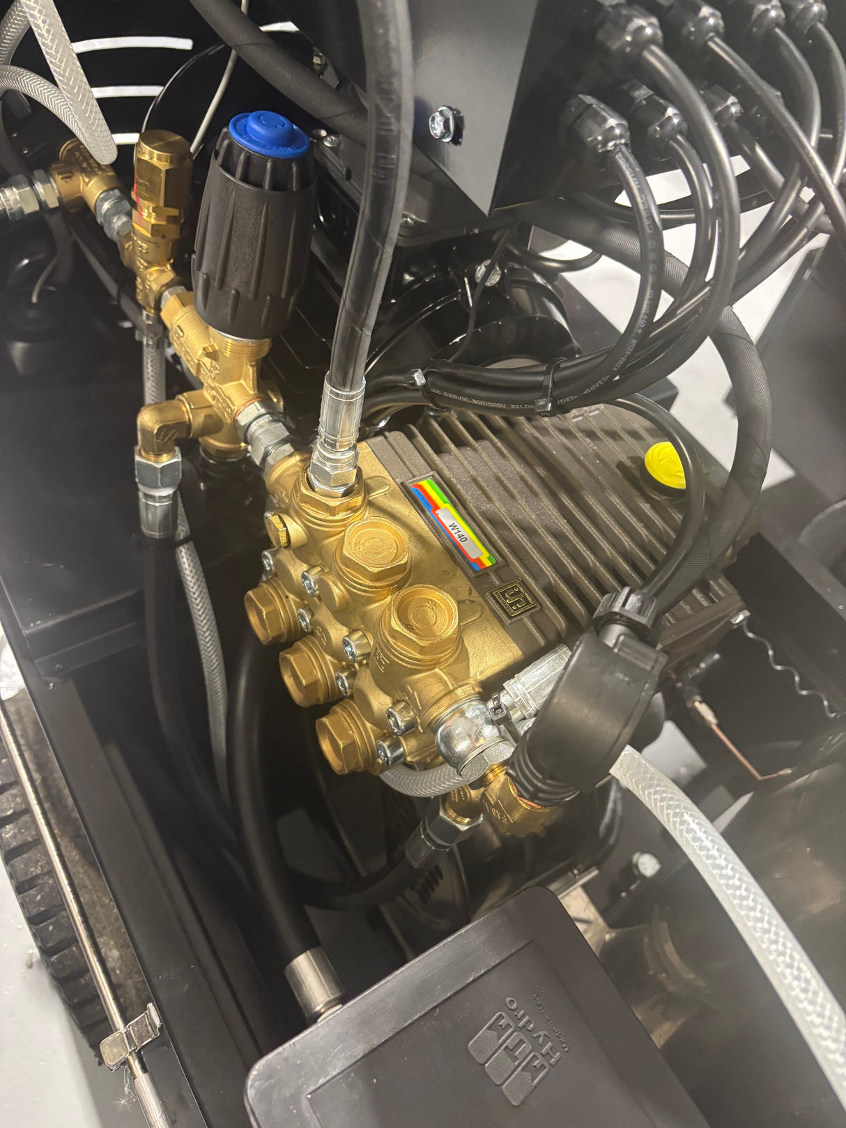 MAER - Avant Industrial 12/100 Hot Wash