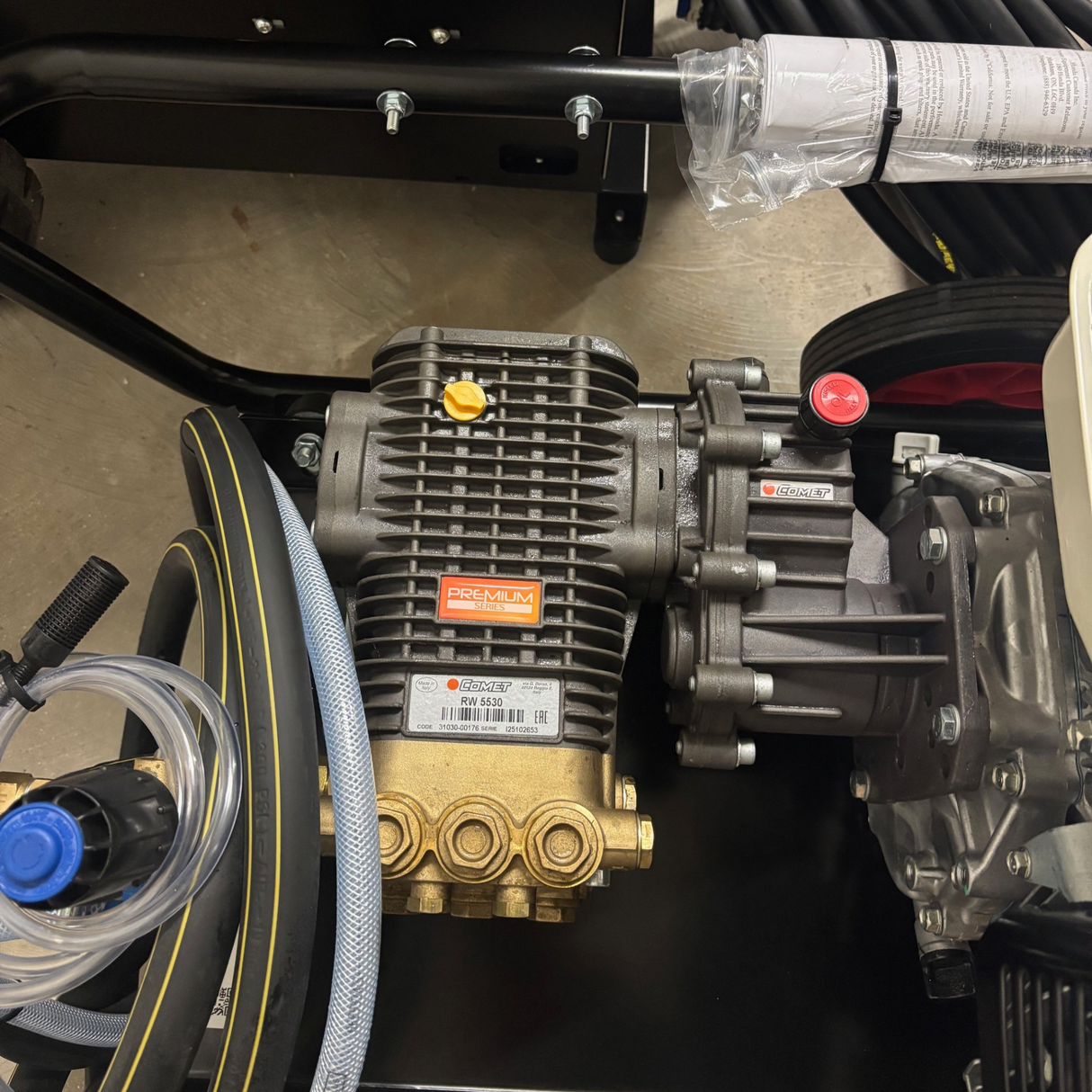 Honda GX390 Pressure Washer & Mazzoni HotBox System