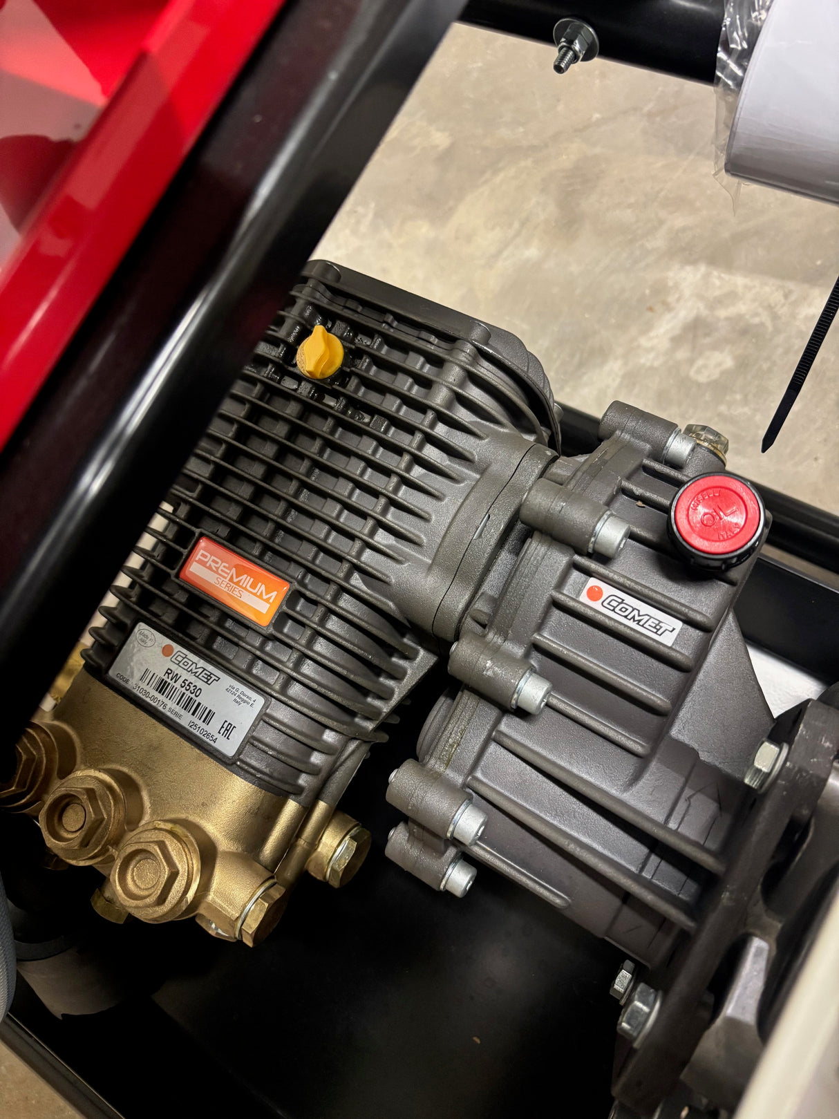Honda GX390 21Lpm / 3000Psi Petrol Pressure Washer with reel - Comet Pump