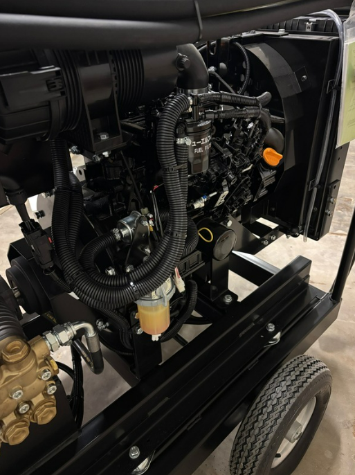 ISUZU 3 Cylinder 40Lpm 200Bar Single Lance Industrial Diesel Pressure Washer