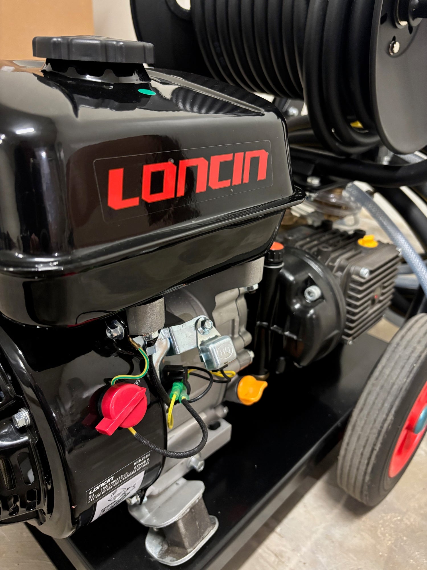 Loncin G200 14Lpm/2200Psi Gearbox Drive Pressure Washer with Reel